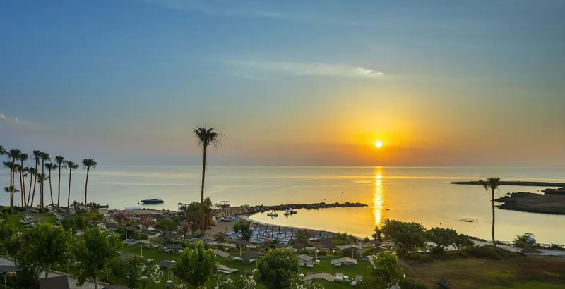 Cavo Maris Beach Hotel
