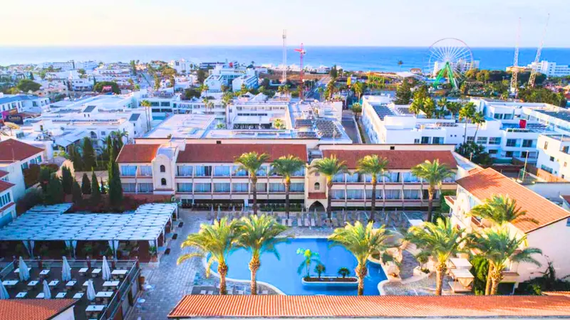 Napa Plaza Hotel (Adults Only 16+)